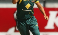 Lisa Sthalekar